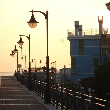 Bright Close To Ponente Beach - Beahost Apartament Caorle
