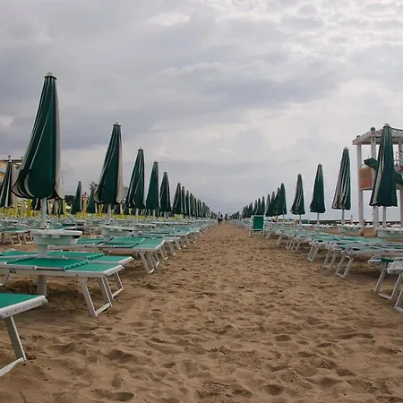 Διαμέρισμα Bright Close To Ponente Beach - Beahost *
